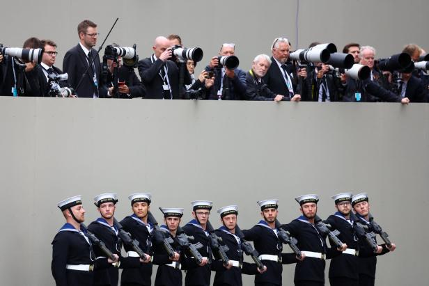 Trauernde fielen beim Abschied von Queen um