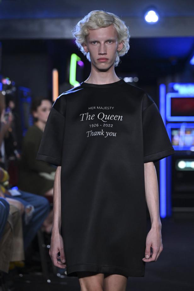 London Fashion Week: Wie Designer auf den Tod der Queen reagierten