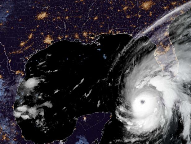 Drohende Katastrophe: Florida wappnet sich für Hurrikan "Ian"