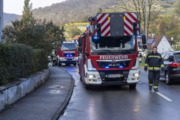 Feuerwehreinsatz: Brand brach auf Kremser Balkon aus