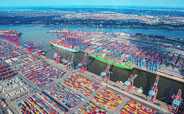 Containerterminals im Hamburger Hafen.