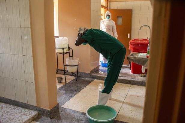 Uganda meldet weitere Ebola-Fälle in Hauptstadt Kampala