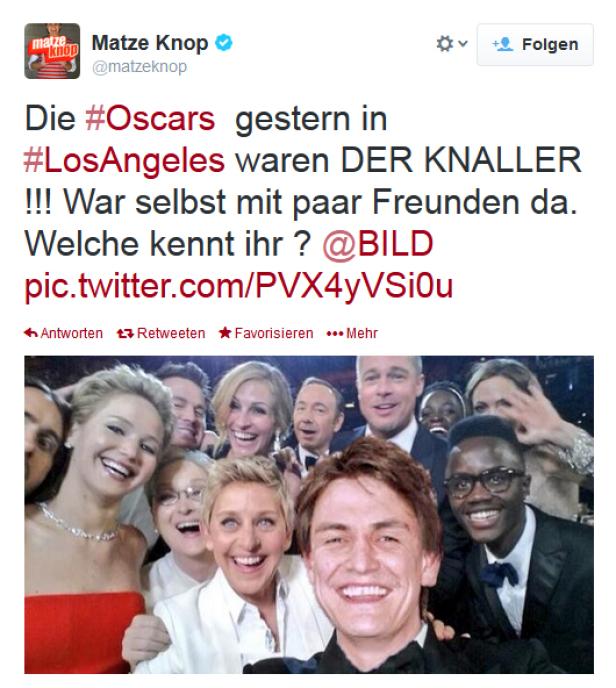 Ein Selfie von vielen Prominenten, darunter Ellen DeGeneres, bei den Oscars.