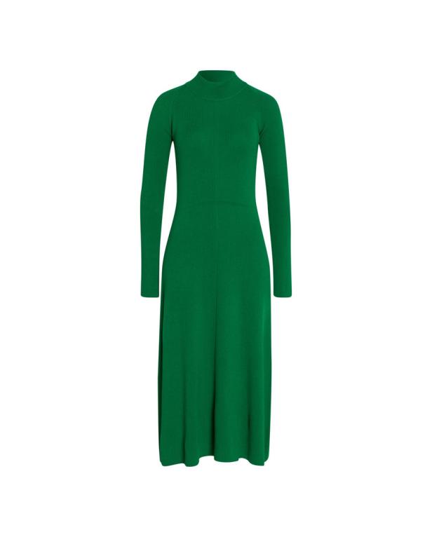 Ein grünes, geripptes Strickkleid mit langen Ärmeln und Stehkragen.