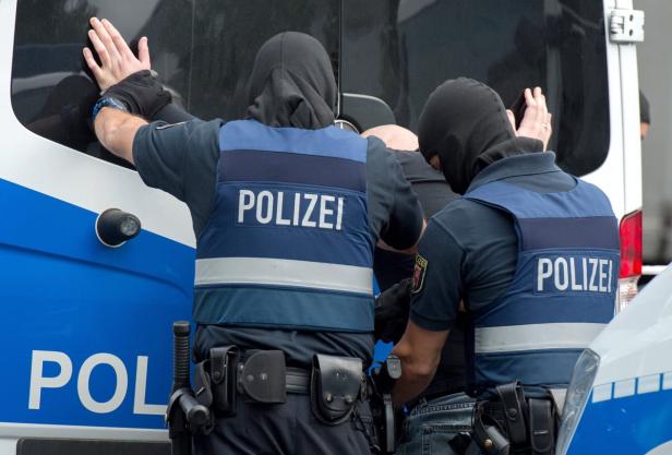 Großrazzia in Deutschland gegen Schwarzarbeit