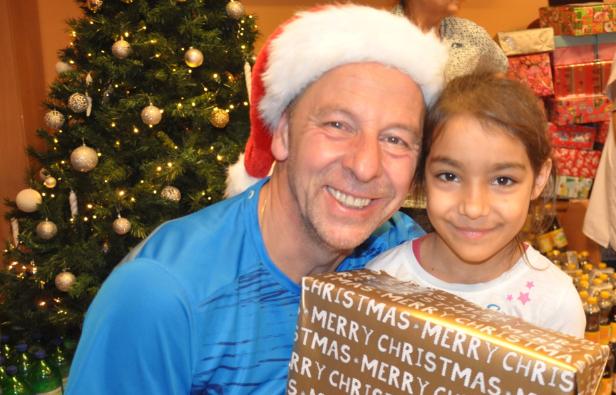 Weihnachtsaktion von Langenloiser Verein: „Wollte rüberbringen, dass jeder helfen kann“