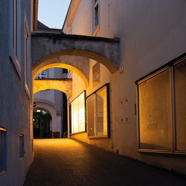 Lichtspektakel startet mit Kunstinstallationen in Kremser Altstadt
