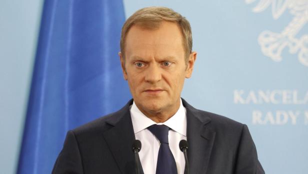 Polnische Fans verlangen von der Regierung eine Lockerung der Repressionen.