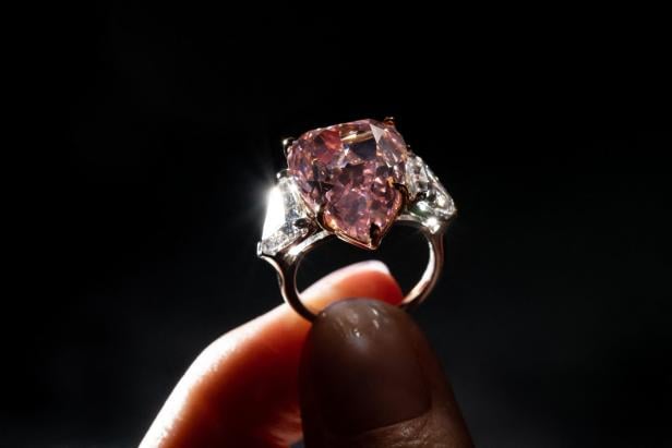 Riesen-Diamant "Fortune Pink" um über 28,5 Millionen versteigert