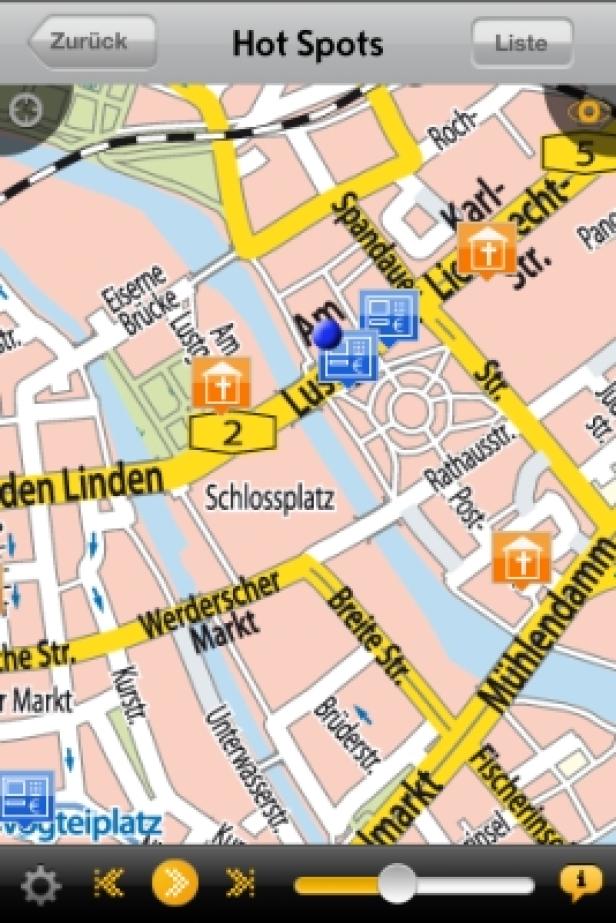 Opel FlexApp/Yoc Eine digitale Karte von Berlin-Mitte mit verschiedenen Sehenswürdigkeiten und Hotspots.