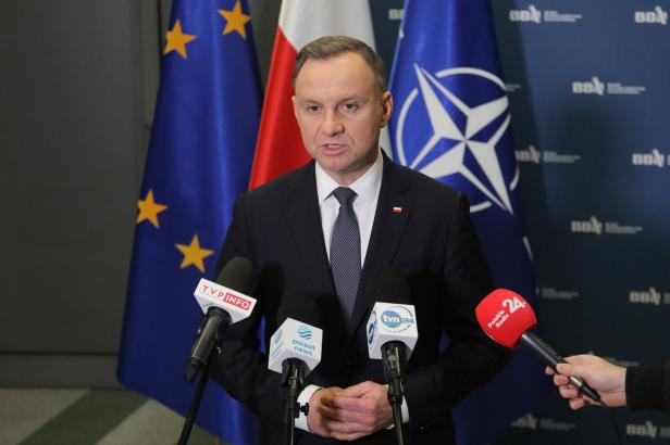 Die NATO: Wer, was – und wie reagiert sie auf den Raketeneinschlag in Polen?