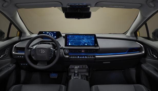 Der neue Prius: 7 Zoll Bildschirm und 12.3 Zoll in der Mitte