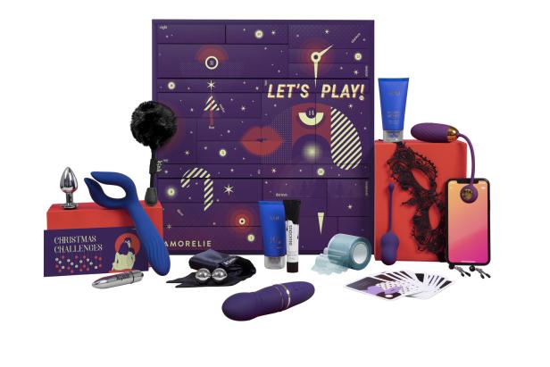 Ein Adventskalender von Amorelie mit verschiedenen Sexspielzeugen und Accessoires.