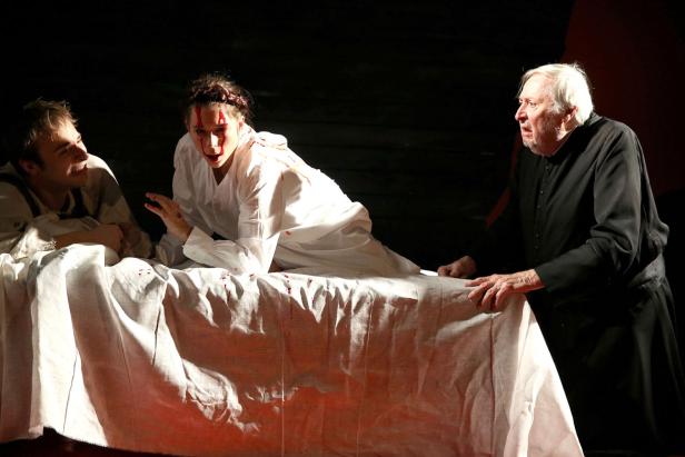 Stigma, Felix Mitterer, Schaubühne