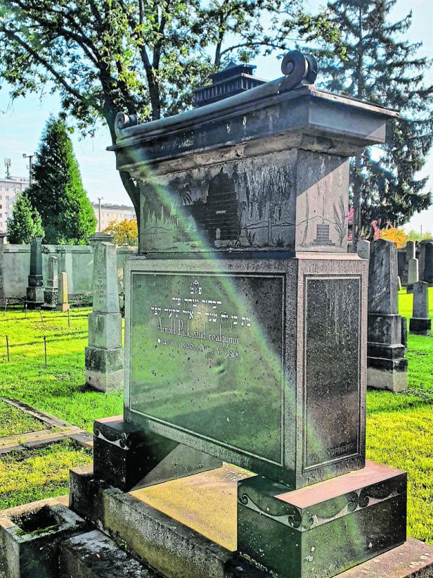 Jüdischer Friedhof Linz: Sanierung gegen das Vergessen