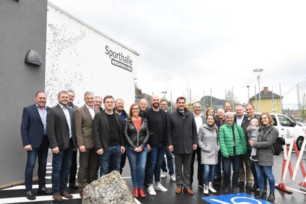 Neue Sporthalle um neun Millionen Euro festlich eröffnet