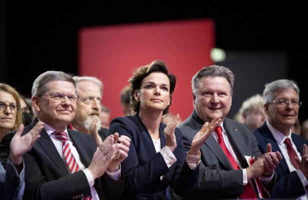 VERANSTALTUNG SPÖ "THEMENRAT: ZEIT FÜR DIE WENDE. AUFBRUCH IN EINE NEUE INDUSTRIEPOLITIK": DEUTSCH/RENDI-WAGNER/LUDWIG/KAISER