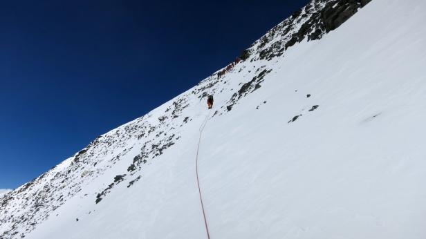 Fingierte Everest-Besteigung: Bergverbot in Nepal