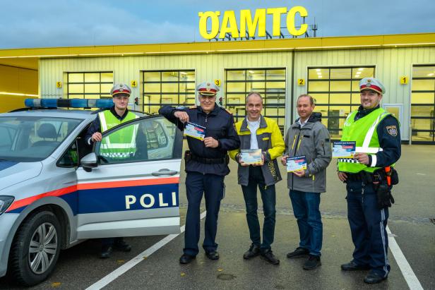 Defektes Licht: Polizei zieht Lenker aus dem Verkehr