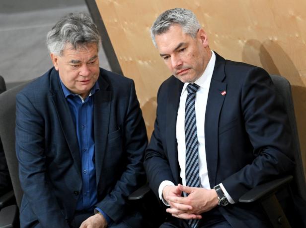 Kogler: "Herr Orban versucht, mit den anderen Schlitten zu fahren"