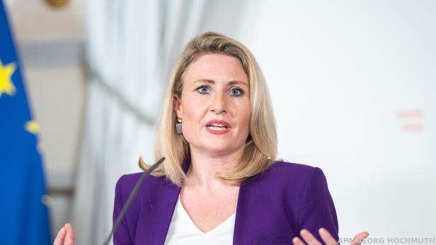 Medienministerin Susanne Raab