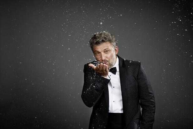 Andrea Bocelli und Co.: So stimmen Musikstars auf Weihnachten ein