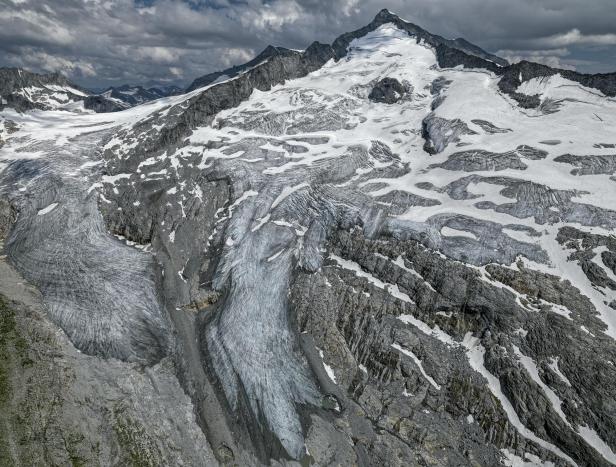 Das perfekte Weihnachtsgeschenk: Bildband AlpenEis vom Bergverlag Rother