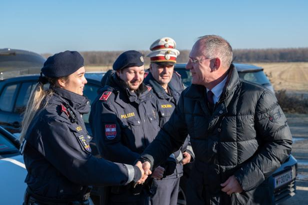 Polizei auf ungarischem Boden auf Asylmission