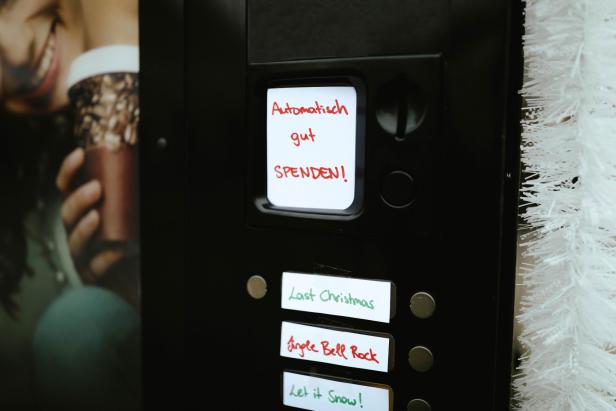Weihnachtslied auf Knopfdruck kommt live aus dem Automaten