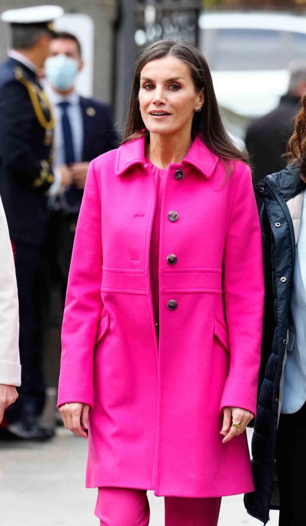 Zu viel des Guten? Das bisher knalligste Outfit von Königin Letizia