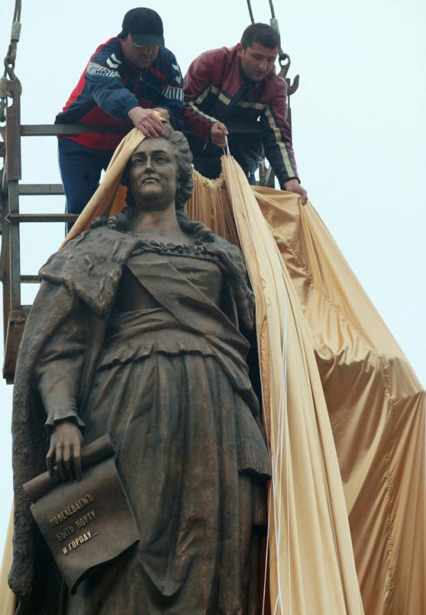 Denkmal von Katharina der Großen in Odessa gestürzt