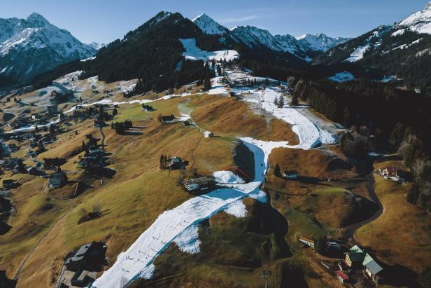 Zukunft des Skisports: "Einige Gebiete müssten höhere Preise verlangen"
