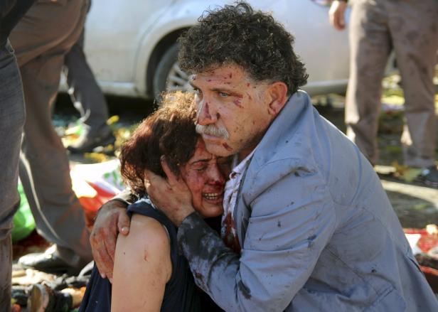 Ankara: Bombenterror kostet 128 Menschenleben