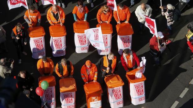 Berlin-Demo gegen TTIP und CETA sprengt den Rahmen