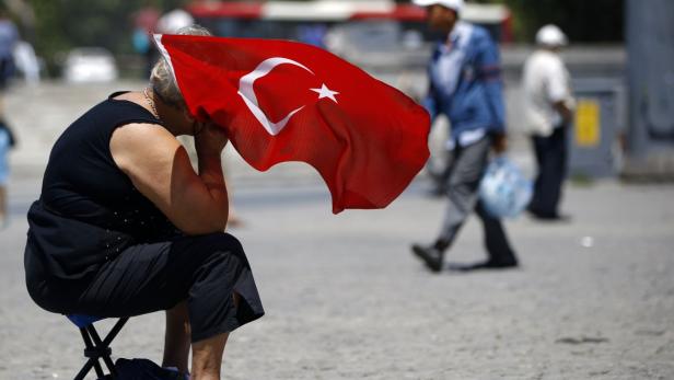 EU stoppt Beitritts-Gespräche mit der Türkei