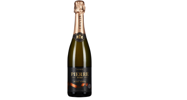 Eine Flasche alkoholfreier „Pierre Zéro Chardonnay“ Sekt.