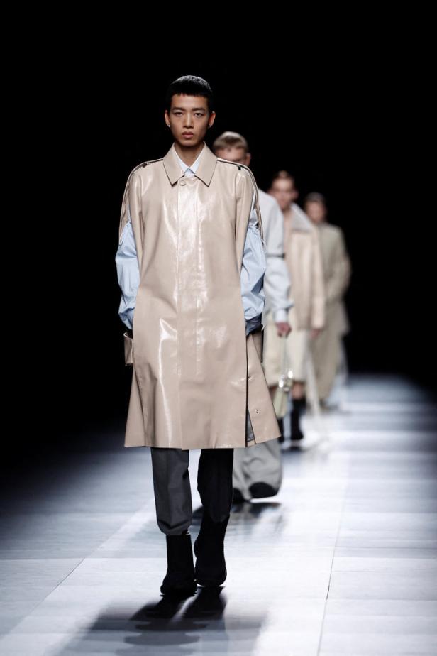 K-Pop, Männerröcke, "Das wüste Land": "Dior Mania" bei der Modewoche