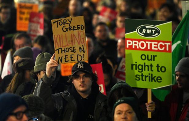 Größte Streiks seit Jahrzehnten könnten Großbritannien lahmlegen