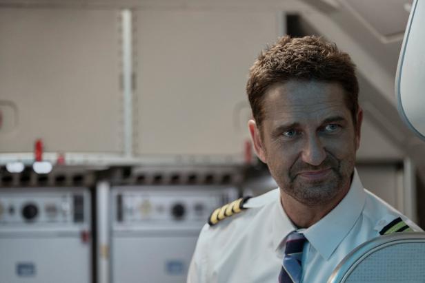 Kritik zu "Plane": Gerard Butler als Pilot im Dschungelcamp