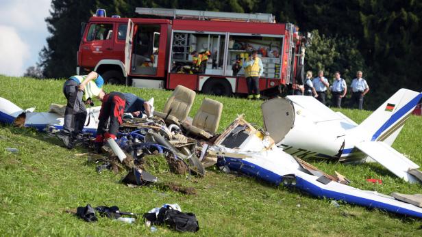 Propellermaschine zerschellt im Allgäu: Pilot und Vorarlberger Paar tot