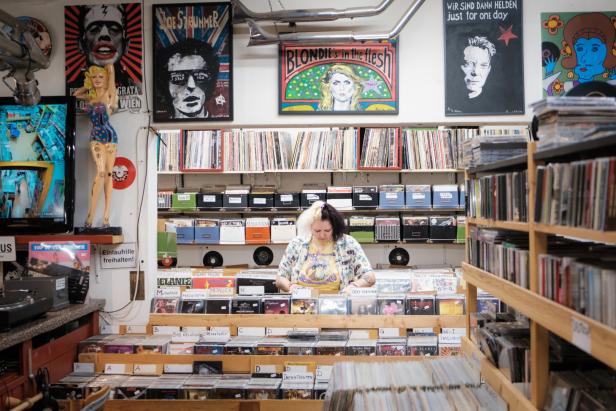 Vinyl-Comeback: Wie TikTok den Schallplatten-Verkauf beeinflusst