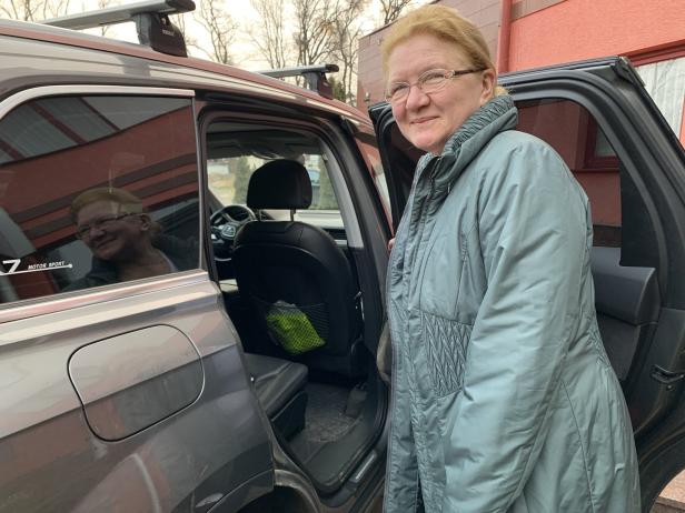 Wie eine Augenärztin zwischen Ukraine und Österreich pendelt, um zu helfen