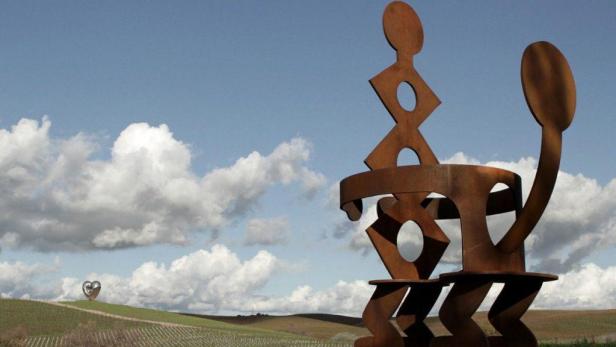 the-donum-estate-keith-haring-1024x576