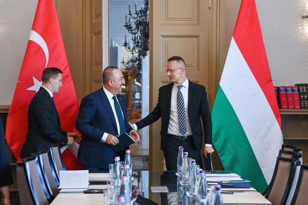 Foreign Minister of Turkey Mevlut Cavusoglu visits Budapest