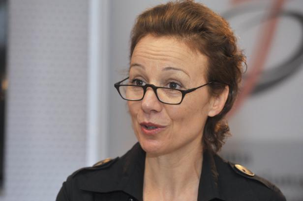 Bewusstseinsbildung durch Seminare für ÄrztInnen u