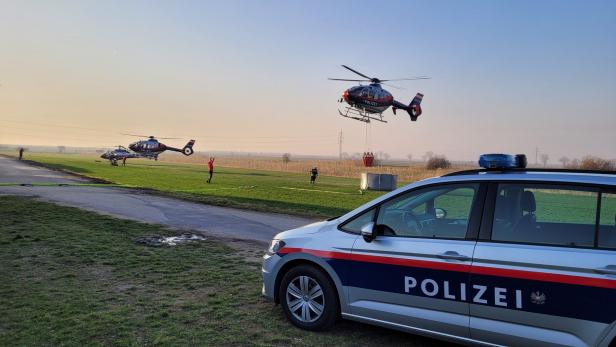 Neusiedler See: 300 Einsatzkräfte und Hubschrauber löschten Schilfbrand