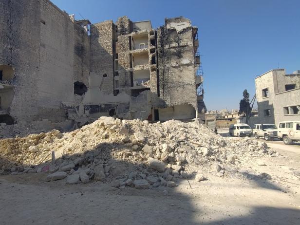 Hilflosigkeit in Syrien: "Bedarf ist größer als Güter, die eingeflogen werden"