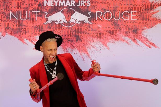 Schlitzohr Neymar verfolgt der Fluch der Geburtstagsfeier