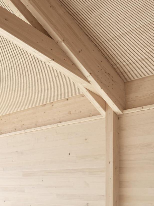 04-locknbauer-detail-holz01-1