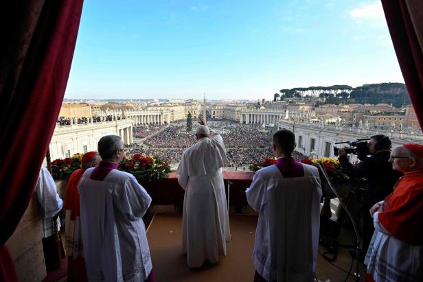 "Buona sera": Zwischenbilanz zu zehn Jahren Papst Franziskus